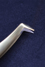 Load image into Gallery viewer, Micro-beaded 75° Booted Tweezers - Microbead Tips ILP108